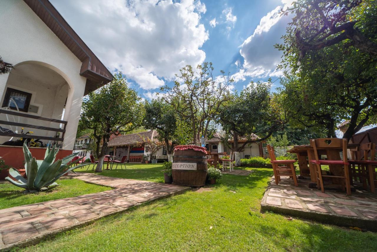 Domacinstvo Cikic Zasavica Casa de hóspedes Exterior foto